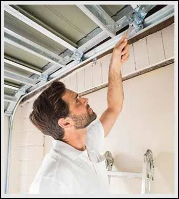 Interstate Garage Doors East Providence, RI 401-249-2230 - springservice